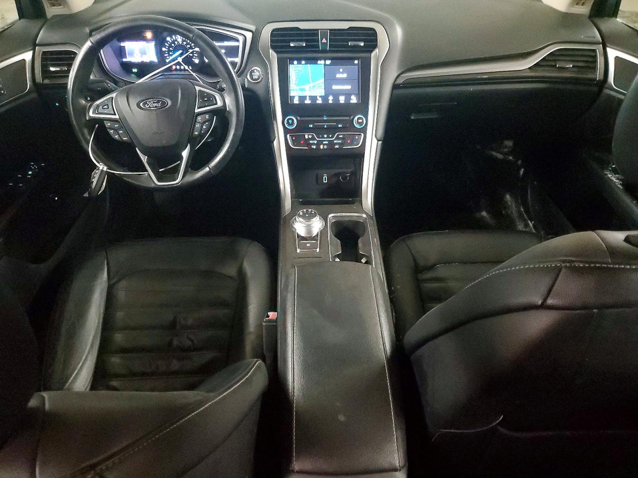 2017 FORD FUSION SE PHEV photo 8