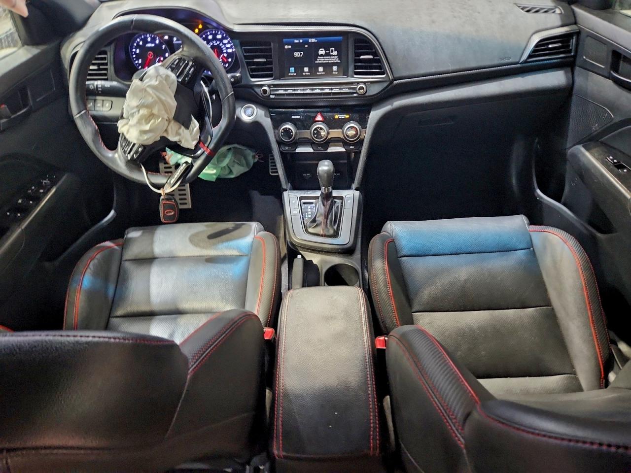 2019 HYUNDAI ELANTRA SPORT photo 8