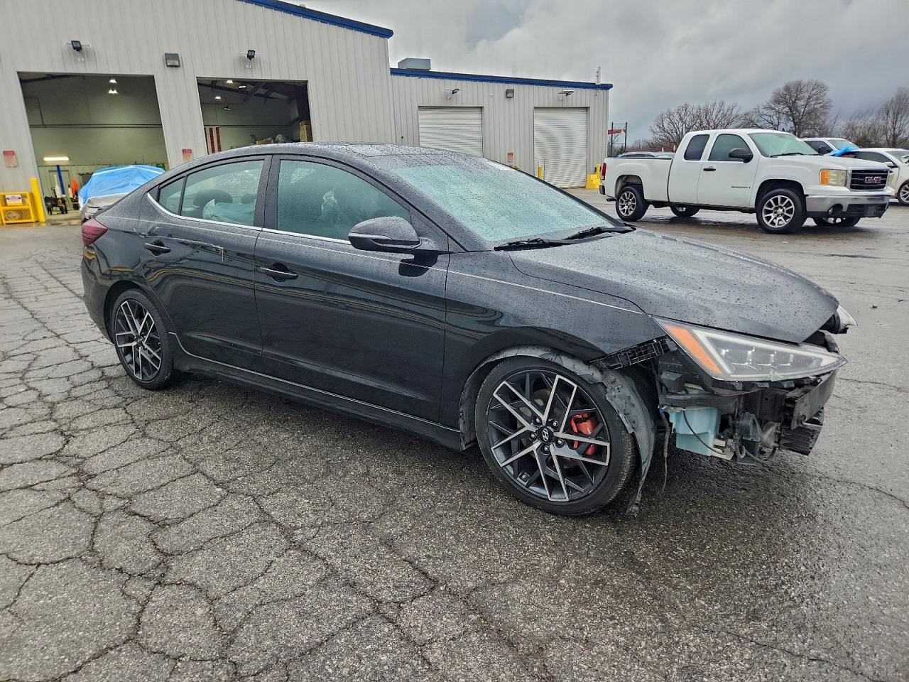 2019 HYUNDAI ELANTRA SPORT photo 4