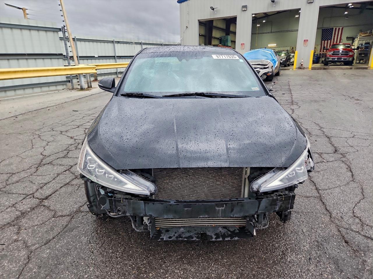 2019 HYUNDAI ELANTRA SPORT photo 5