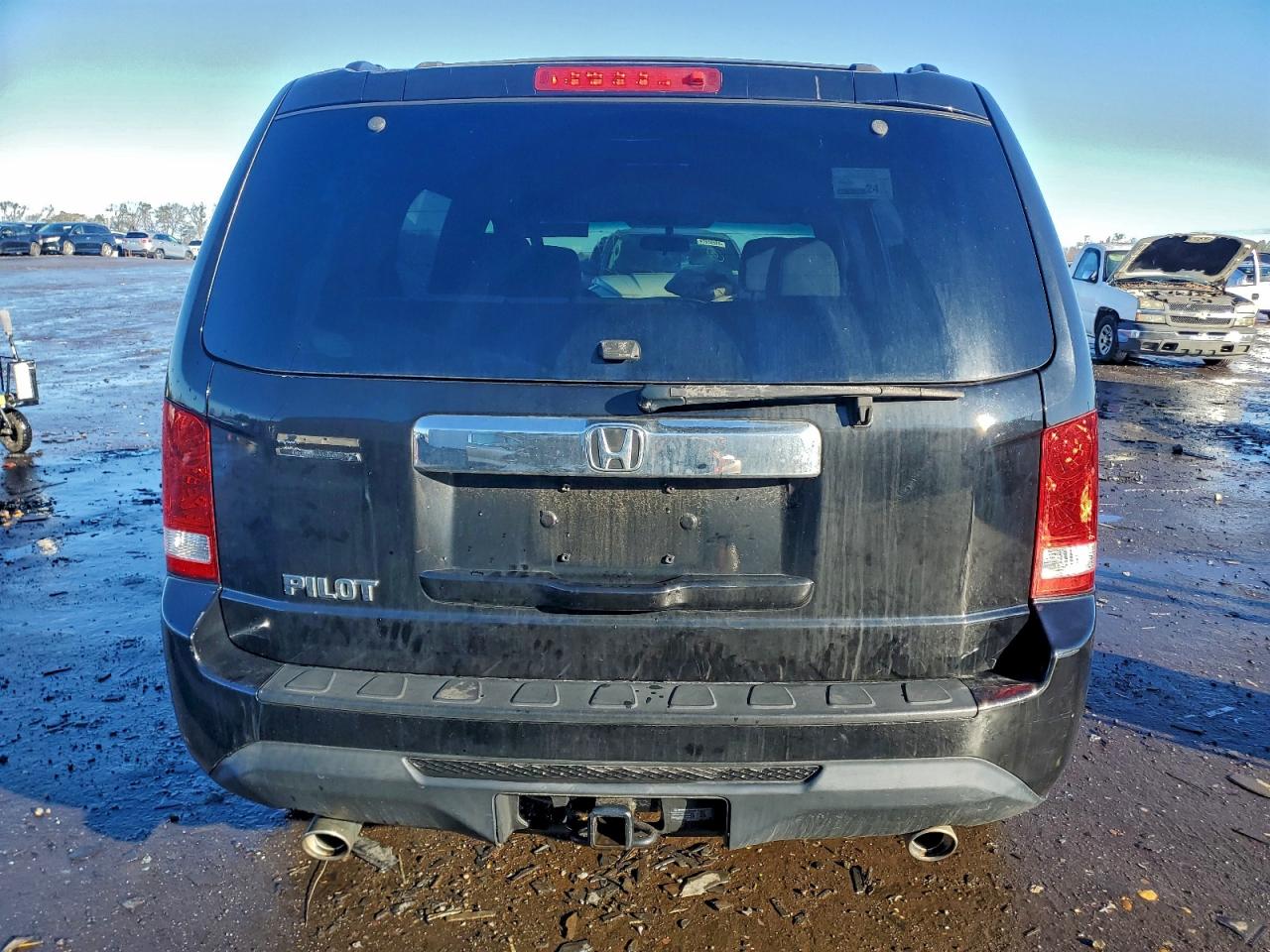 2012 HONDA PILOT EX photo 6