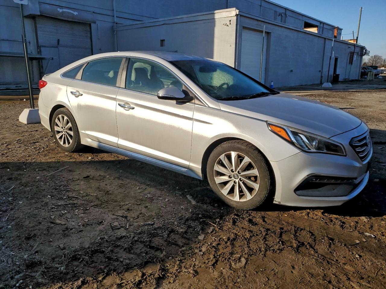 2015 HYUNDAI SONATA SPORT photo 4