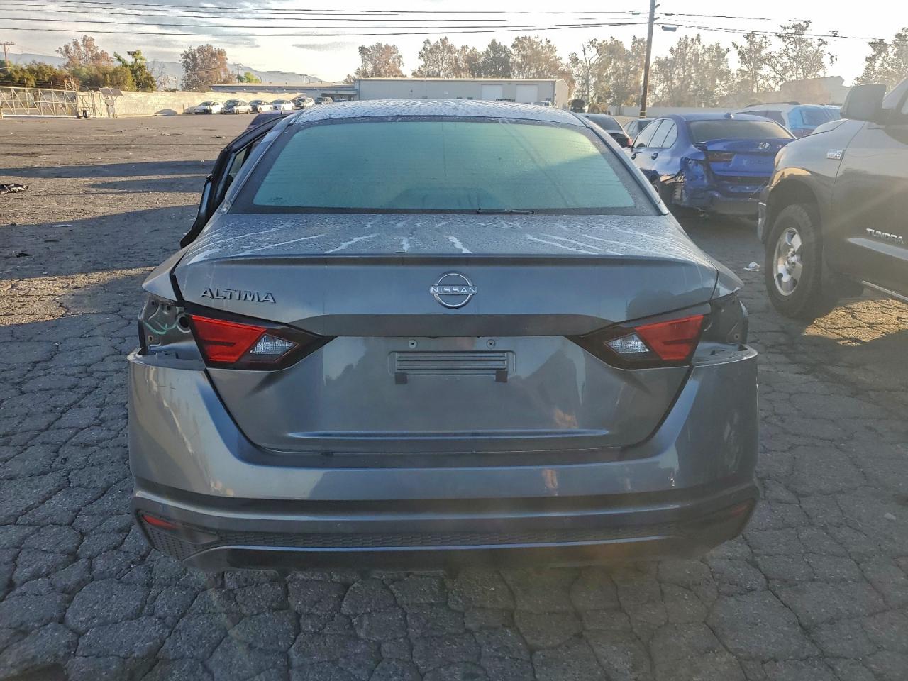 2024 NISSAN ALTIMA S photo 6