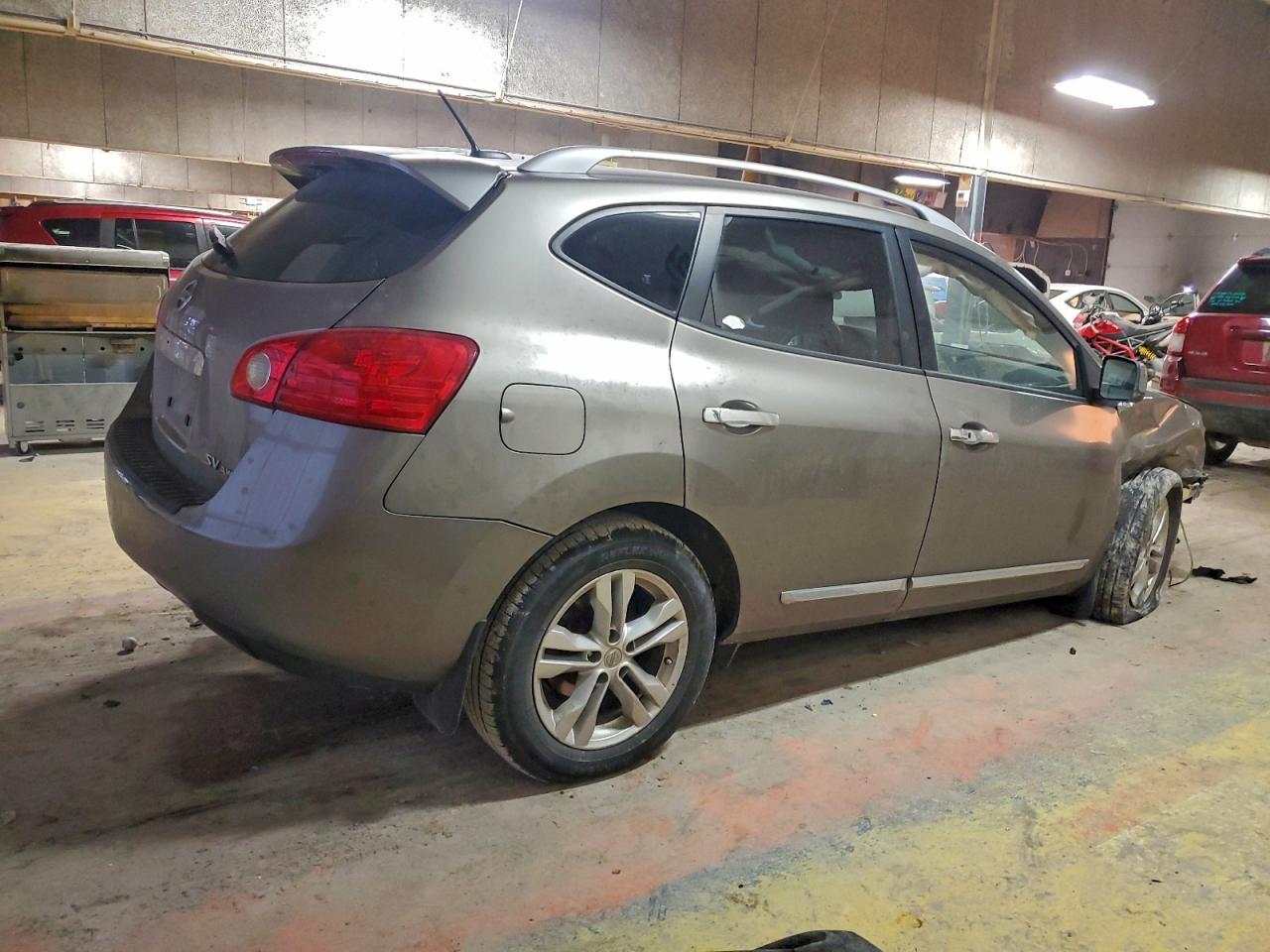 2013 NISSAN ROGUE S photo 5