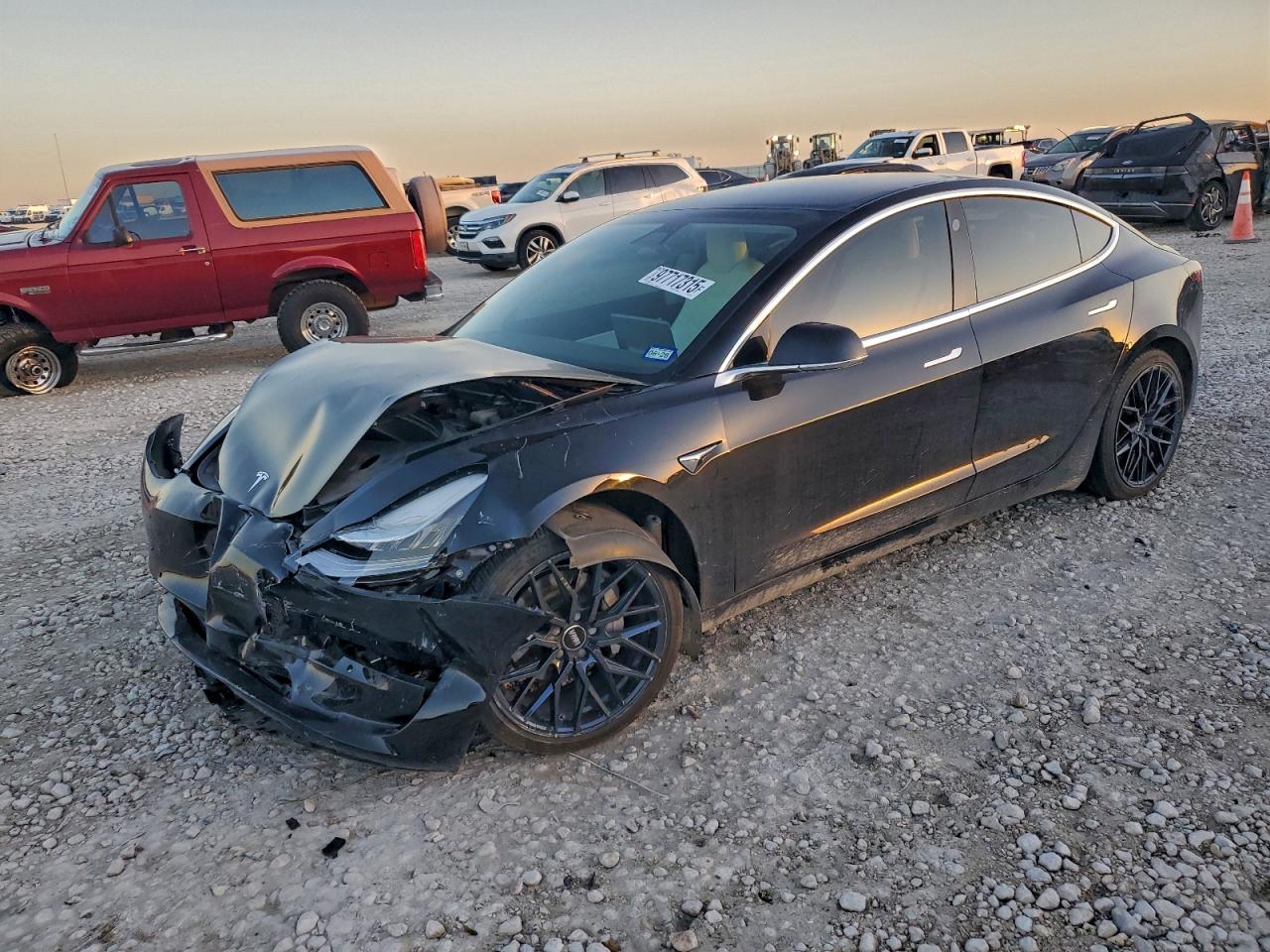 2019 TESLA MODEL 3