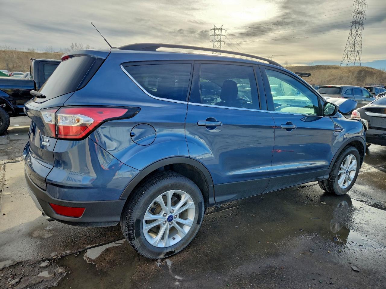 2018 FORD ESCAPE SE photo 3