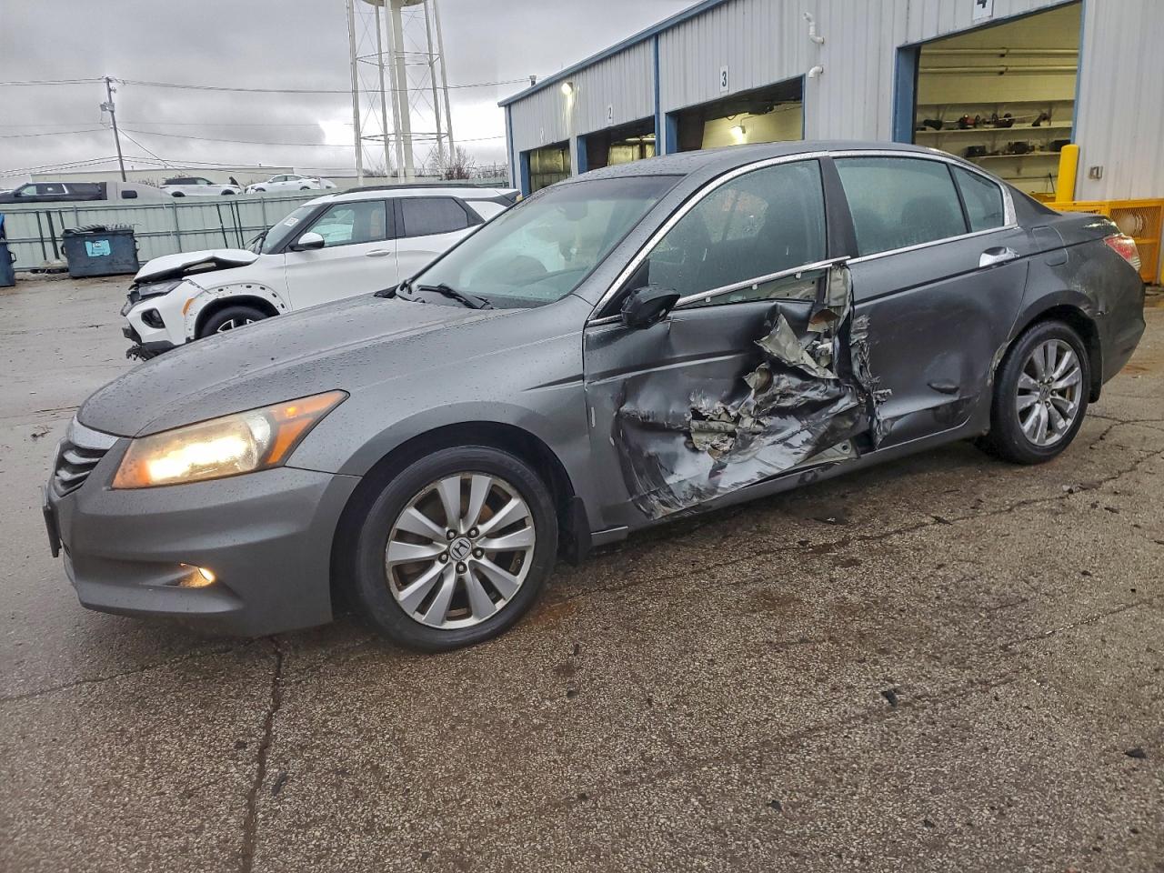 2011 HONDA ACCORD