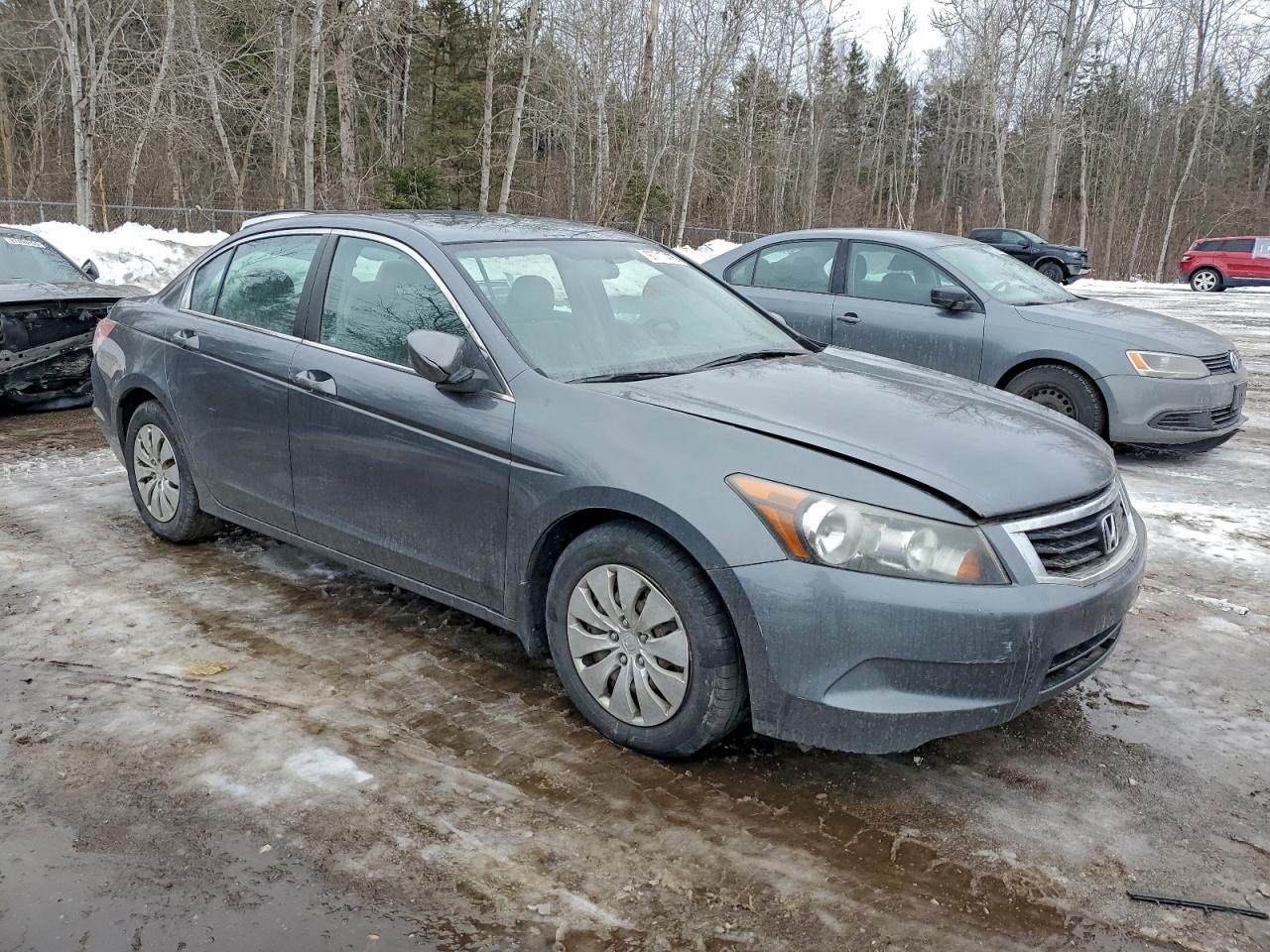 2010 HONDA ACCORD LX photo 4