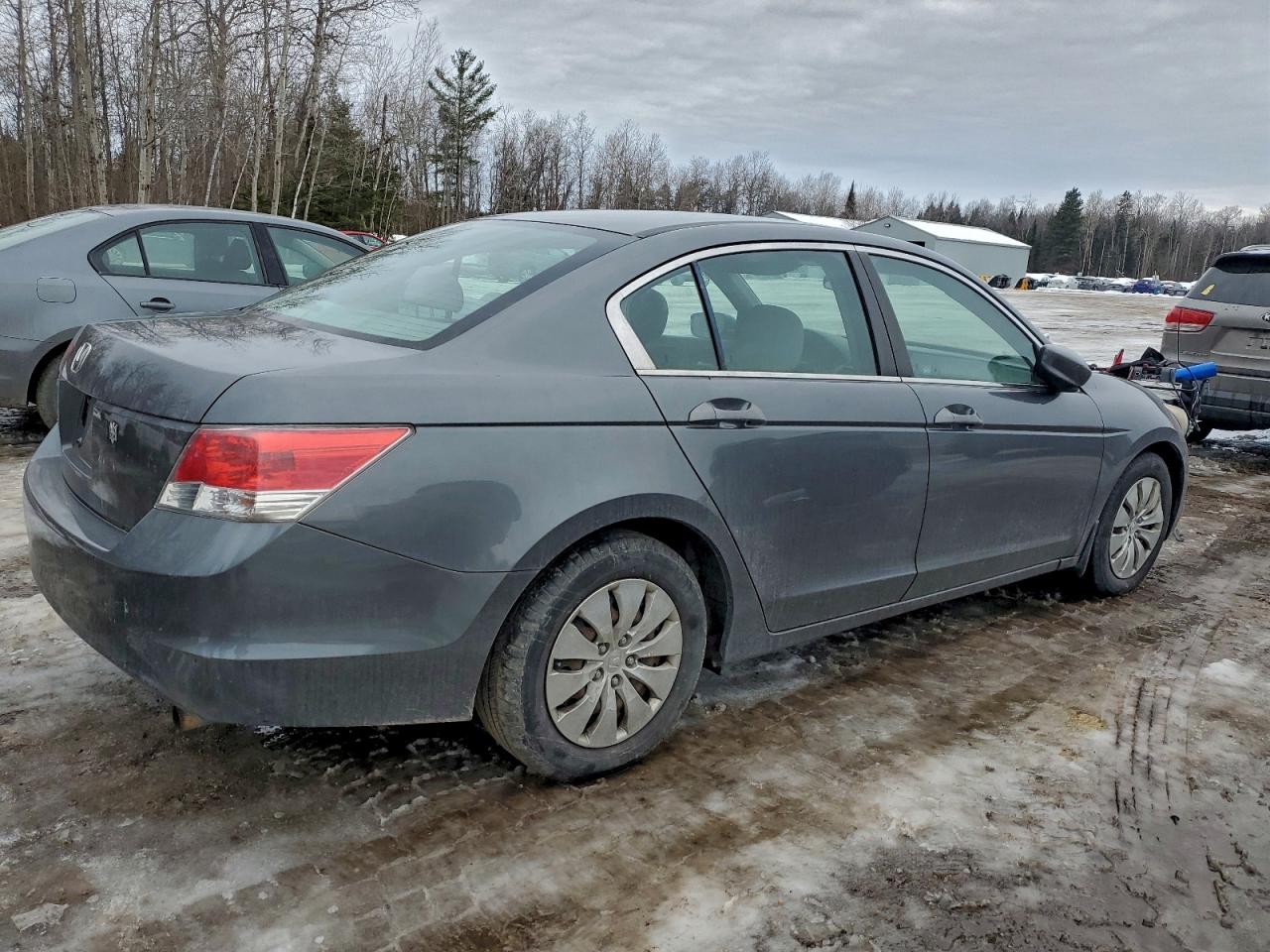 2010 HONDA ACCORD LX photo 3