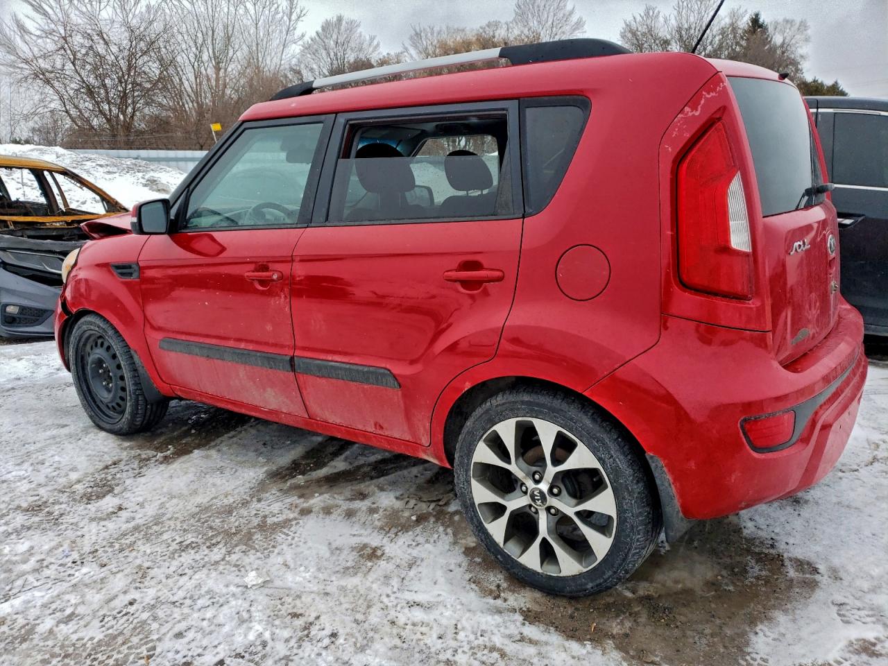 2013 KIA SOUL + photo 2