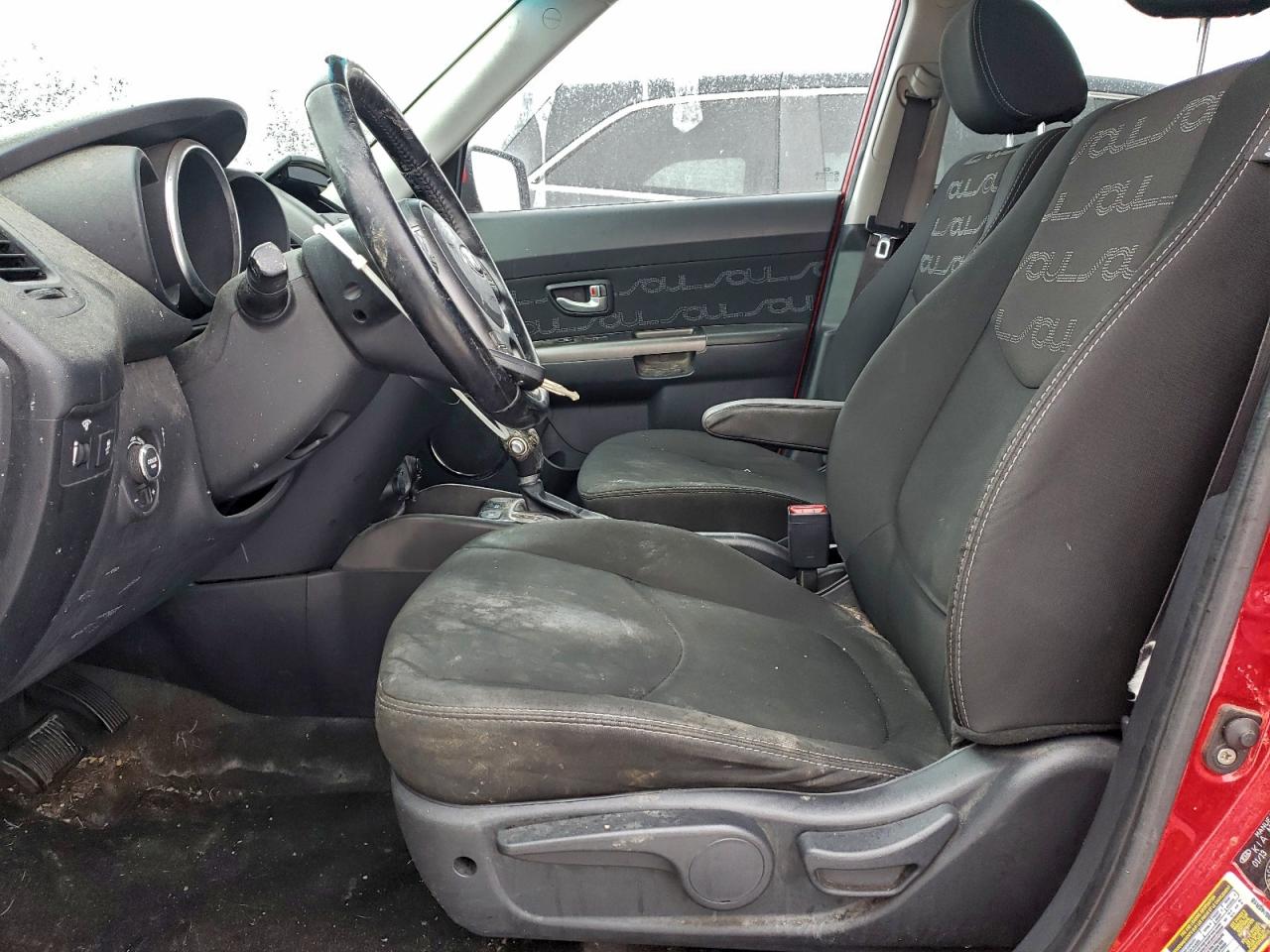 2013 KIA SOUL + photo 7