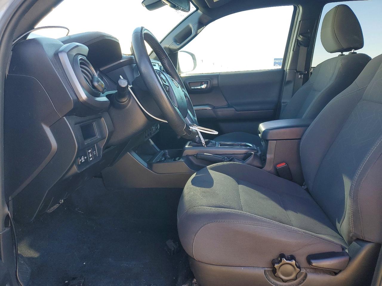 2019 TOYOTA TACOMA DOUBLE CAB photo 7