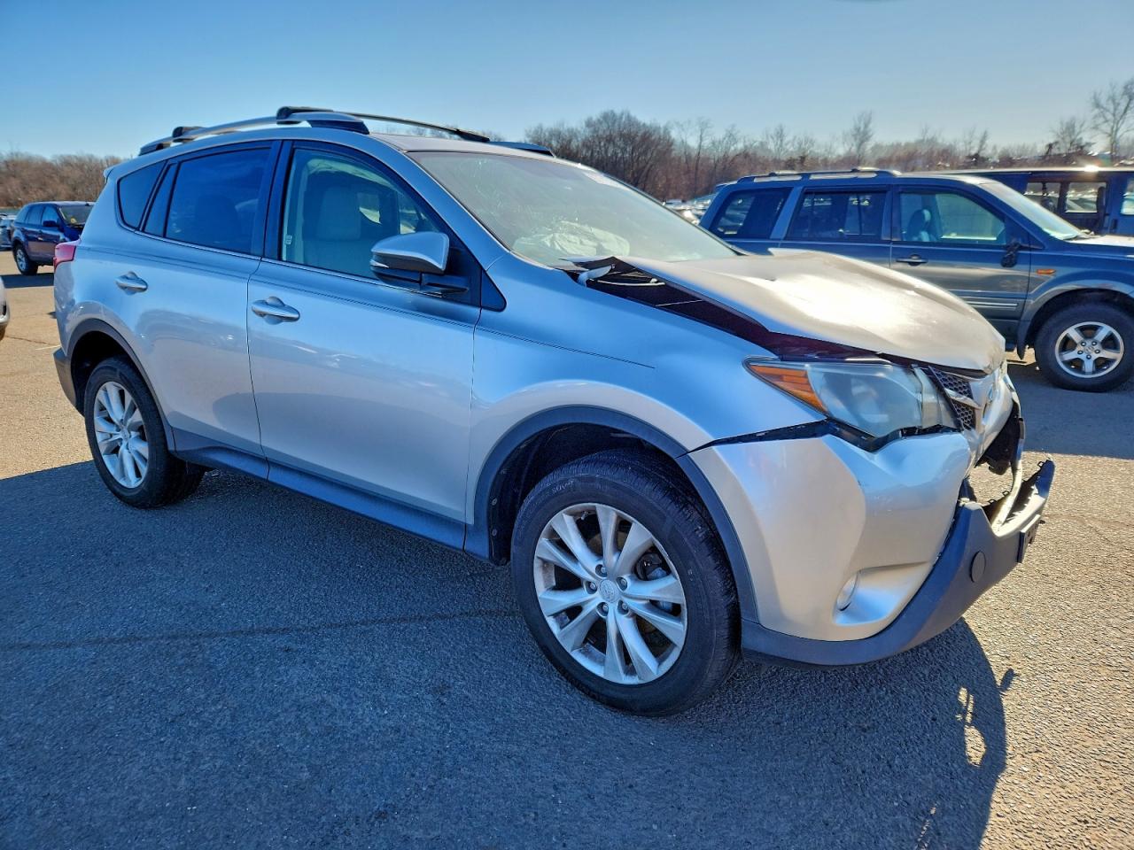 2014 TOYOTA RAV4 LIMITED photo 4