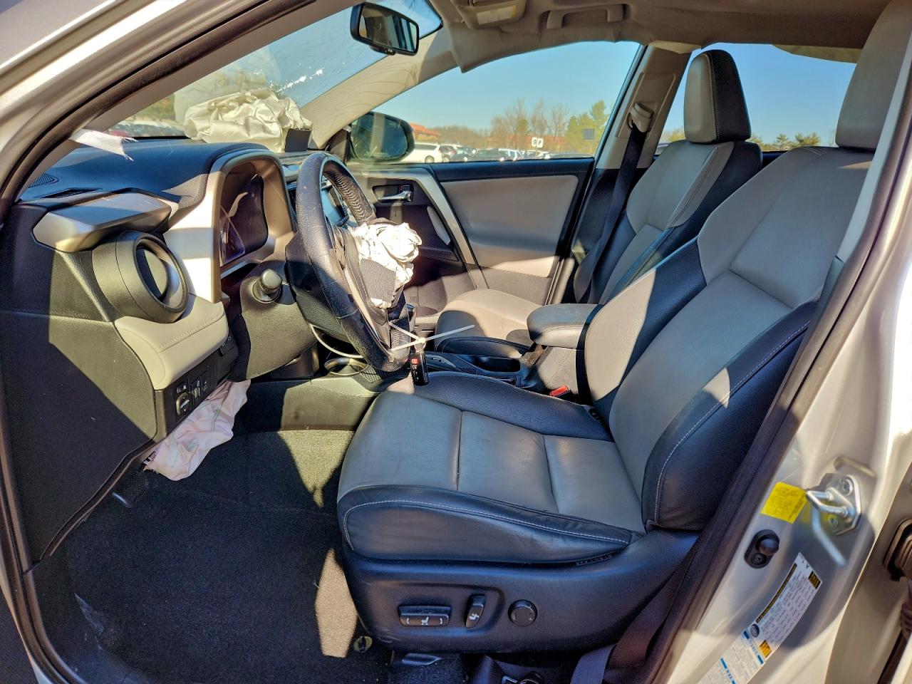 2014 TOYOTA RAV4 LIMITED photo 7