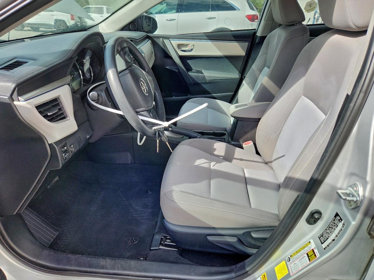 2016 TOYOTA COROLLA L photo 7