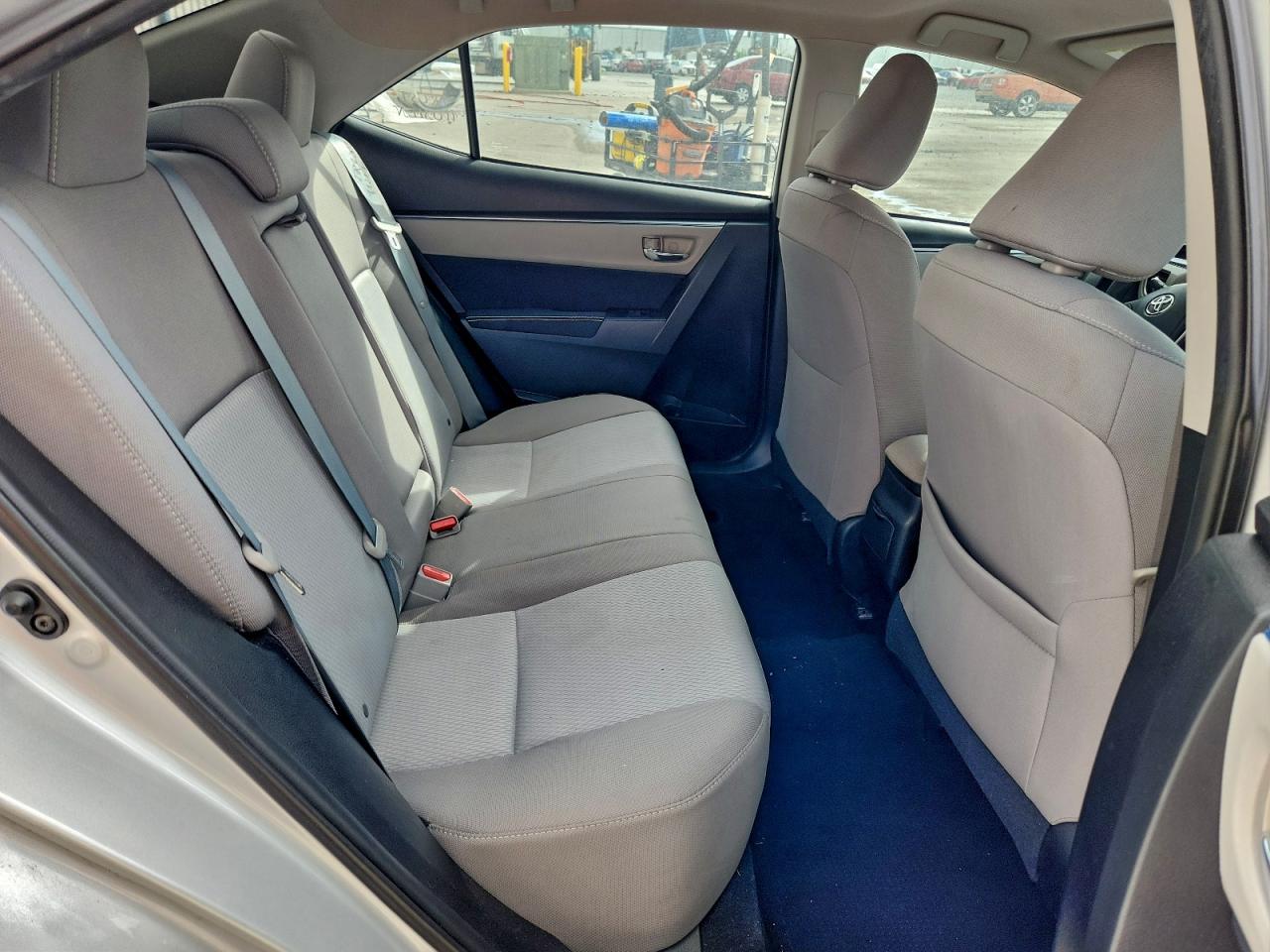 2016 TOYOTA COROLLA L photo 10