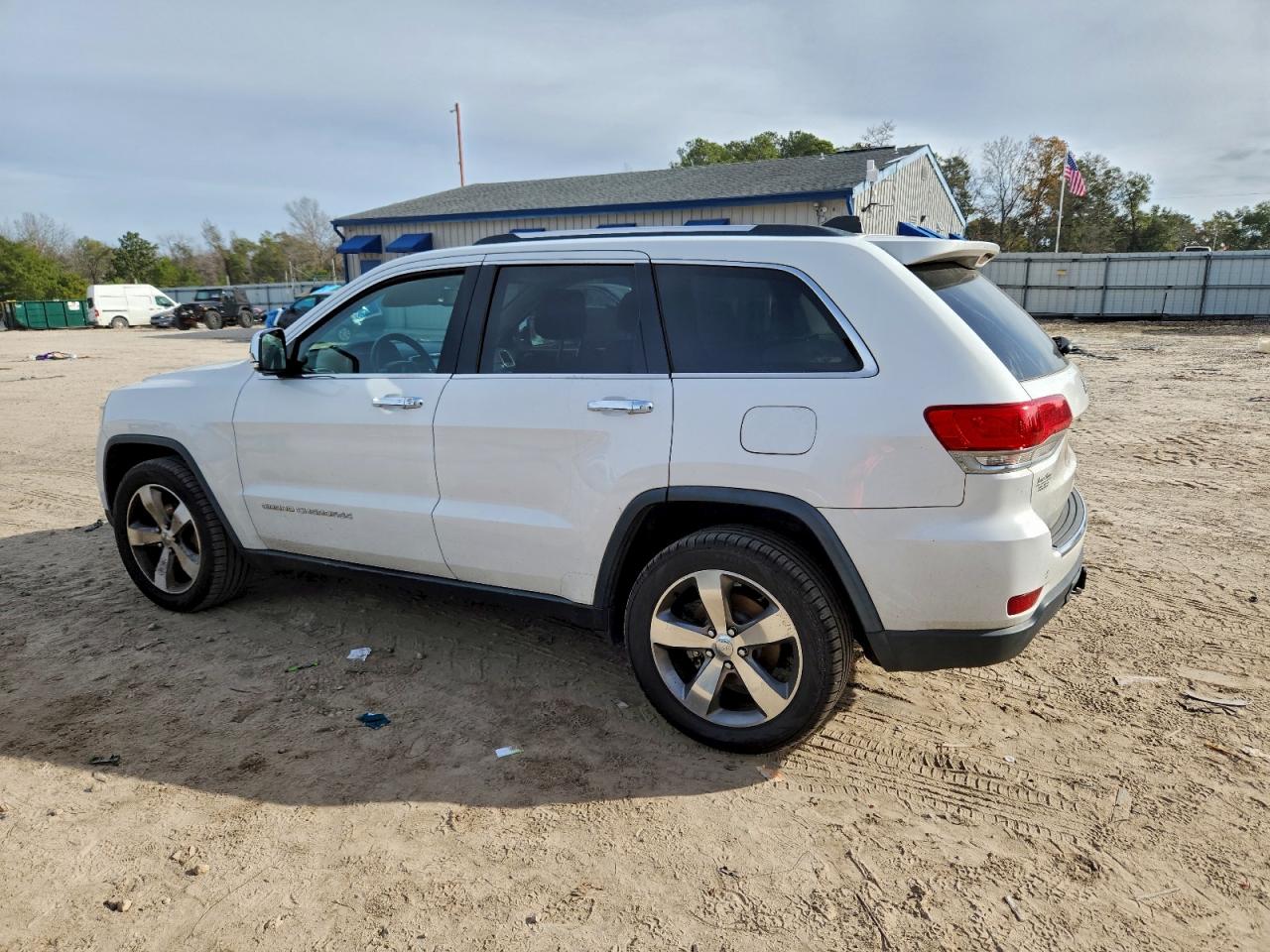 2015 JEEP GRAND CHEROKEE LIMITED photo 2