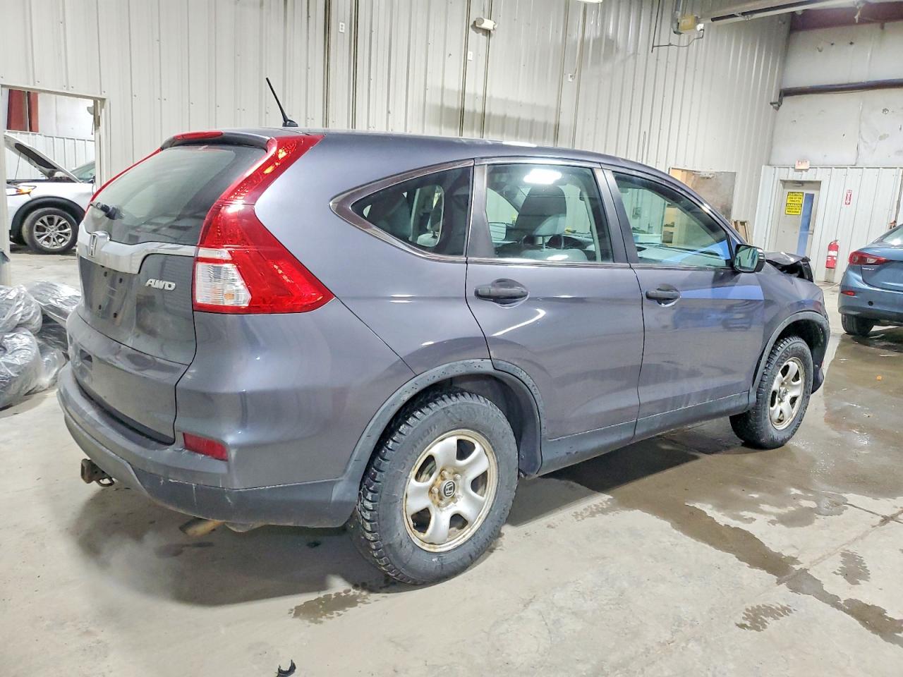 2015 HONDA CR-V LX photo 3