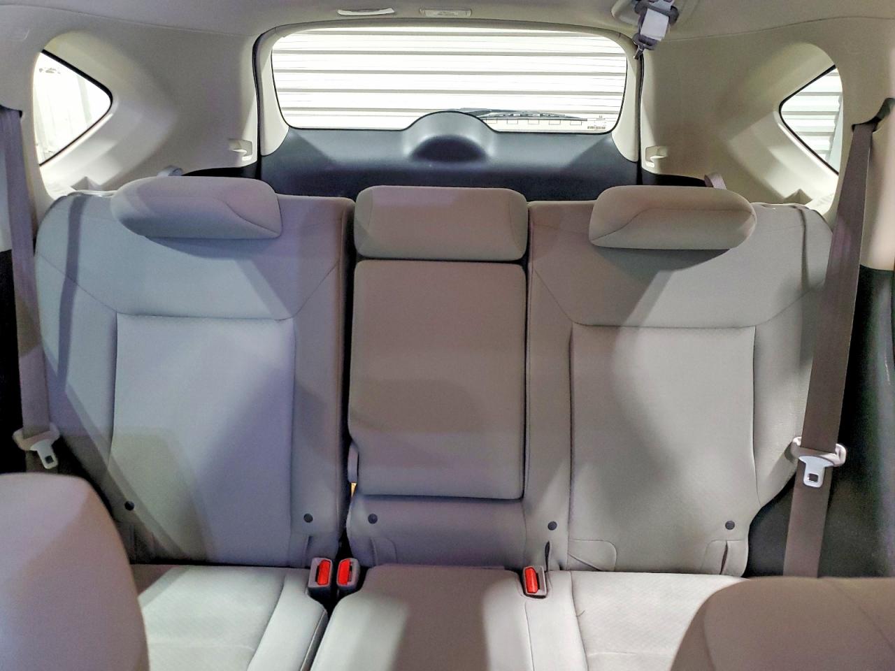 2015 HONDA CR-V LX photo 10