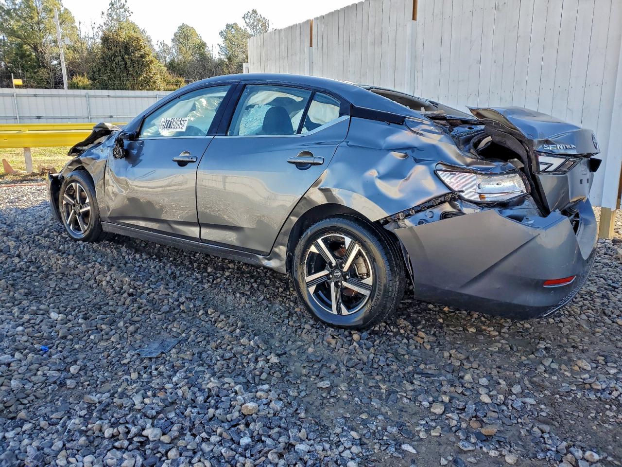 2025 NISSAN SENTRA SV photo 2