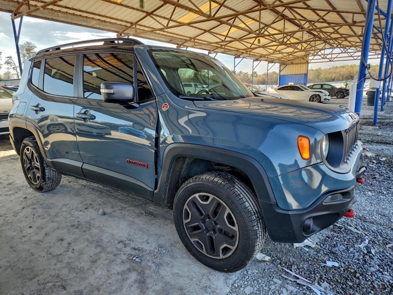 2017 JEEP RENEGADE TRAILHAWK photo 4