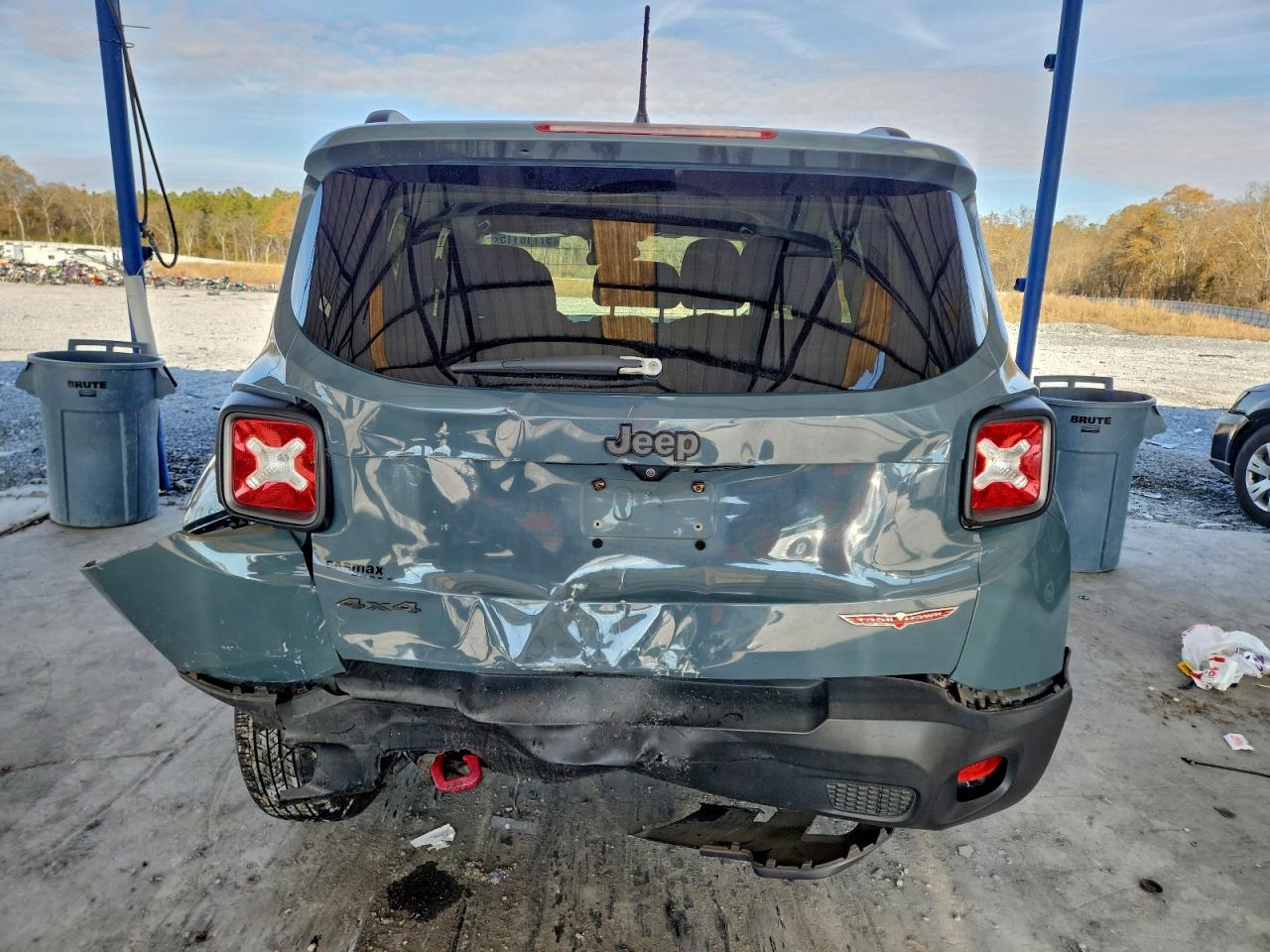 2017 JEEP RENEGADE TRAILHAWK photo 6
