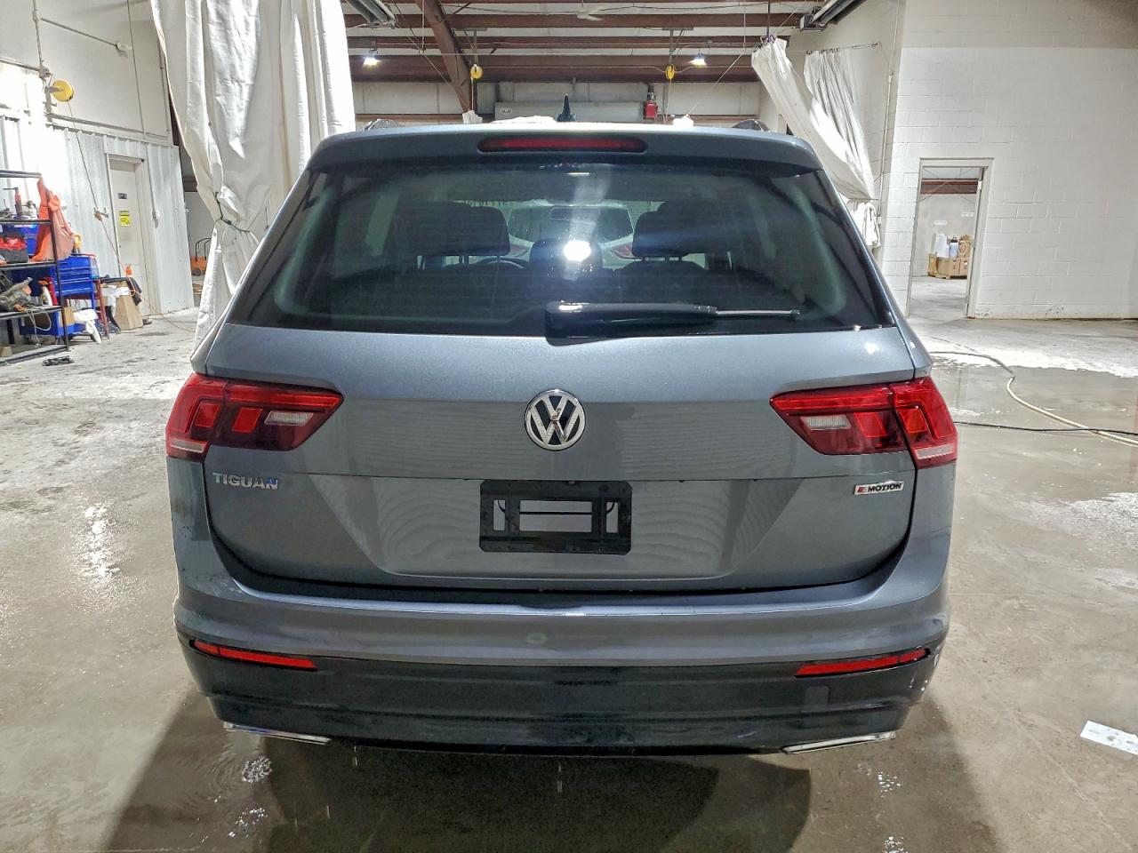 2021 VOLKSWAGEN TIGUAN S photo 6