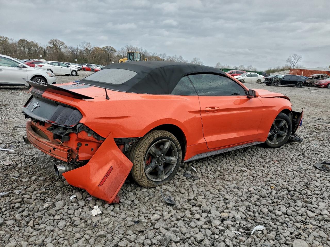 2016 FORD MUSTANG photo 3