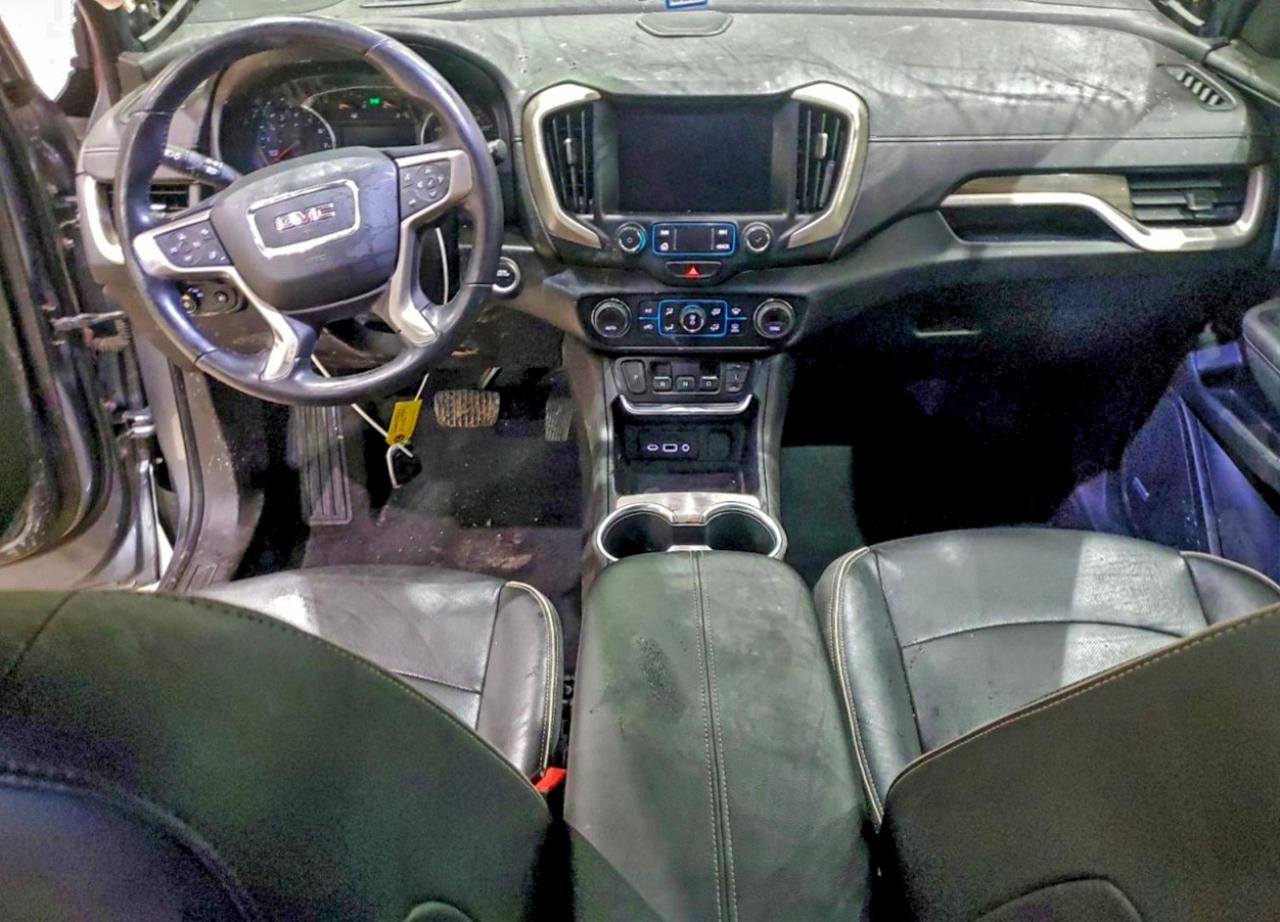 2020 GMC TERRAIN DENALI photo 8