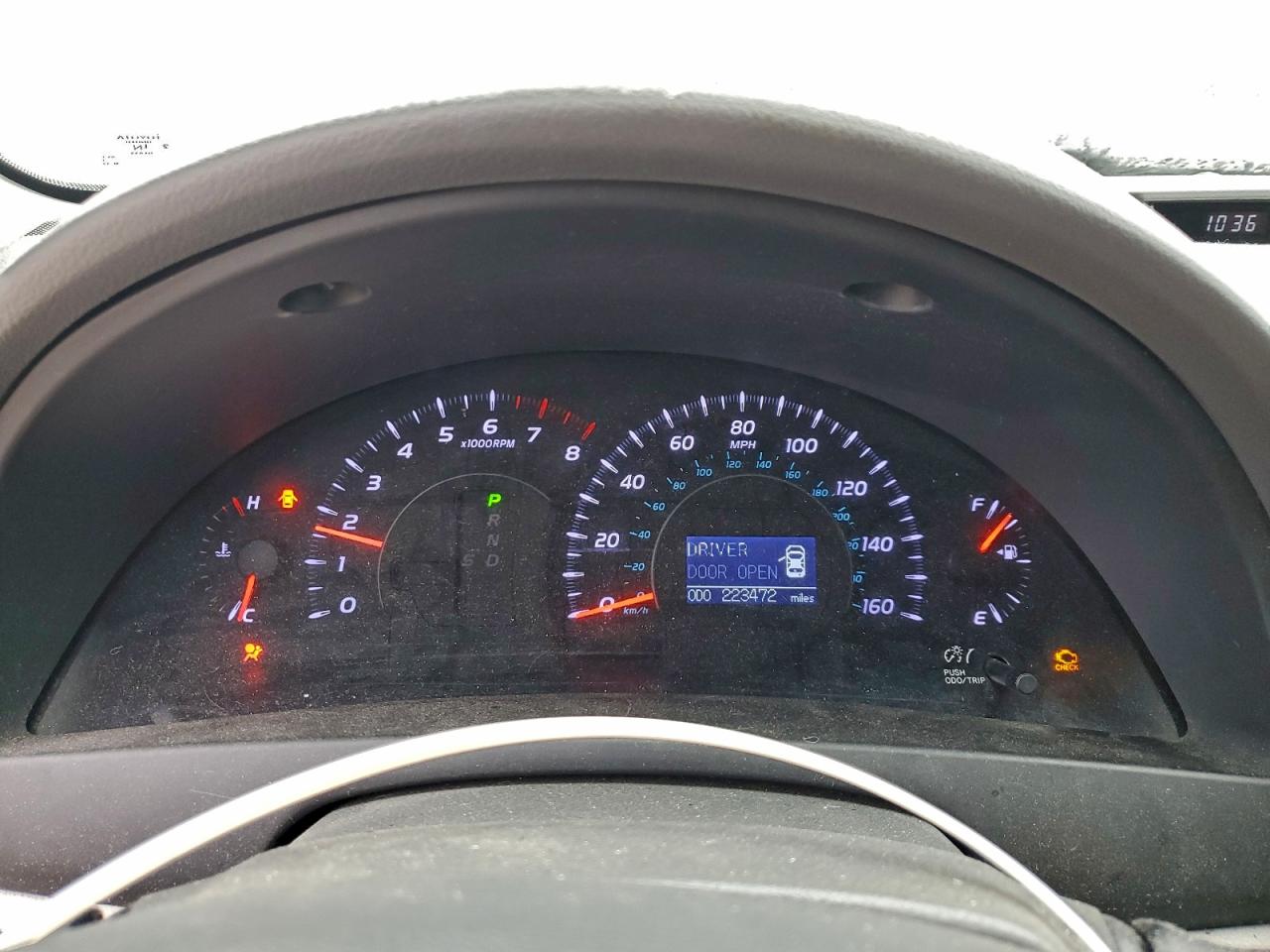 2011 TOYOTA CAMRY SE photo 9