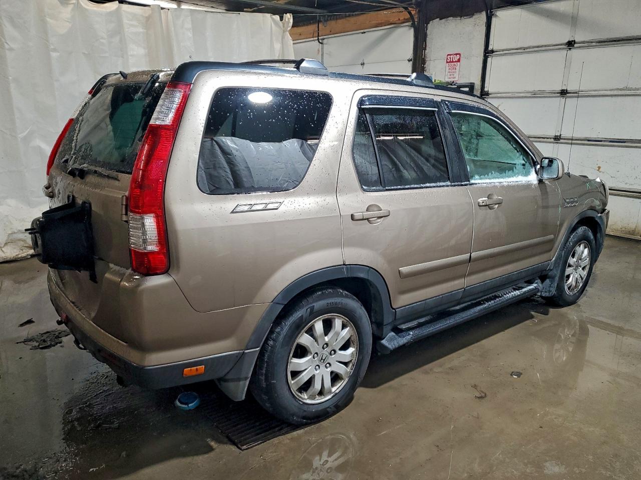 2005 HONDA CR-V SE photo 3