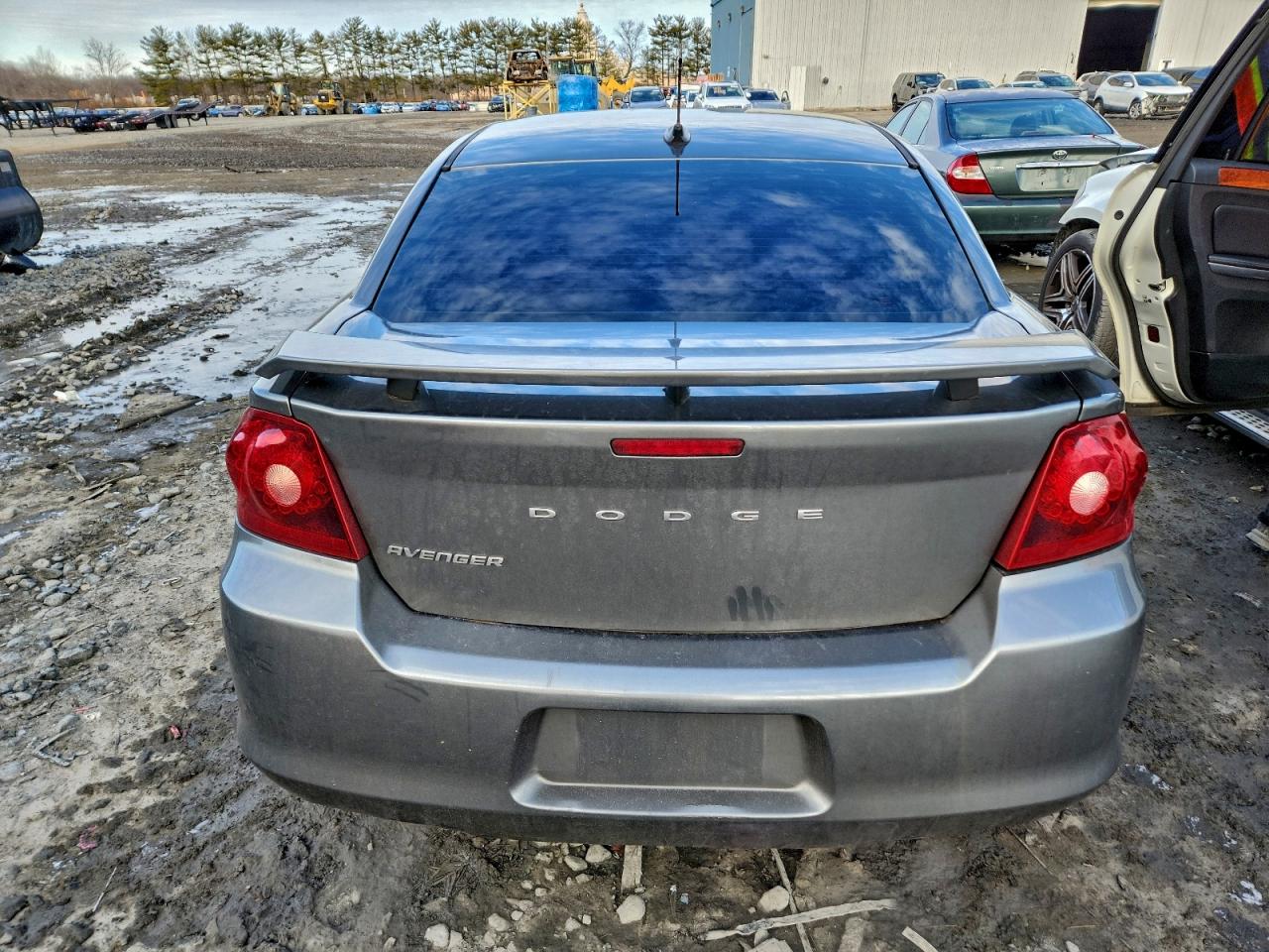 2012 DODGE AVENGER SXT photo 6