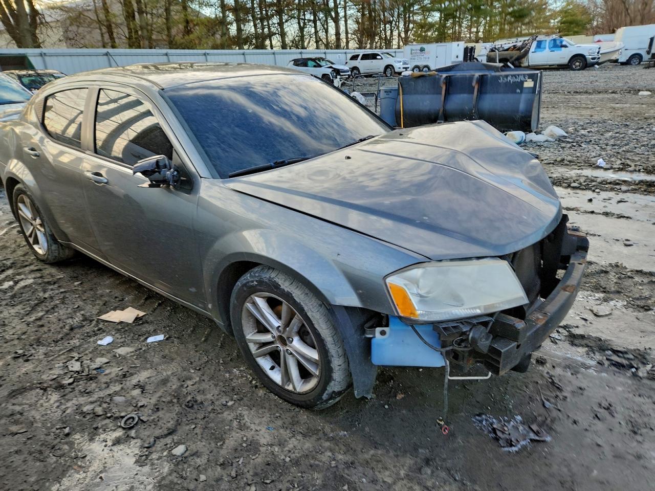2012 DODGE AVENGER SXT photo 4