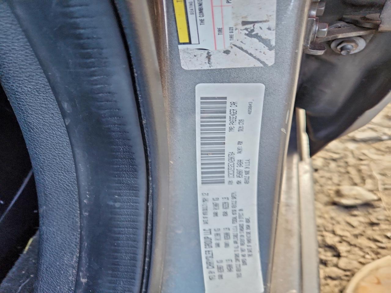 2012 DODGE AVENGER SXT photo 12