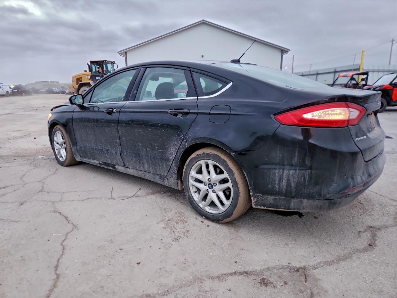2016 FORD FUSION SE photo 2