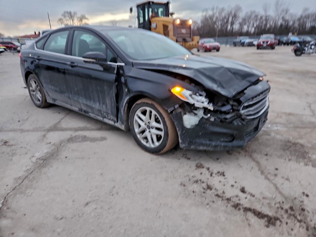 2016 FORD FUSION SE photo 4