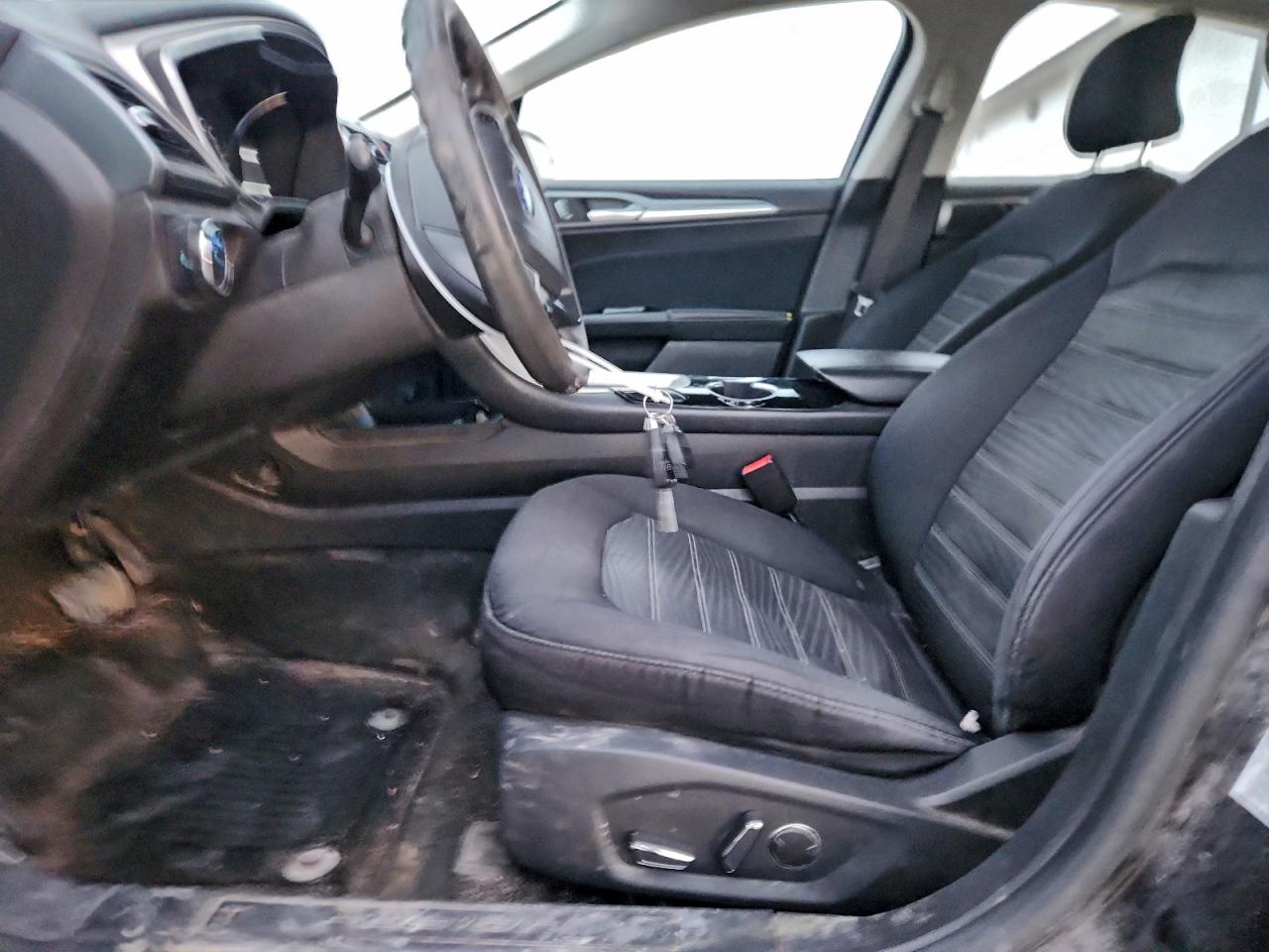 2016 FORD FUSION SE photo 7