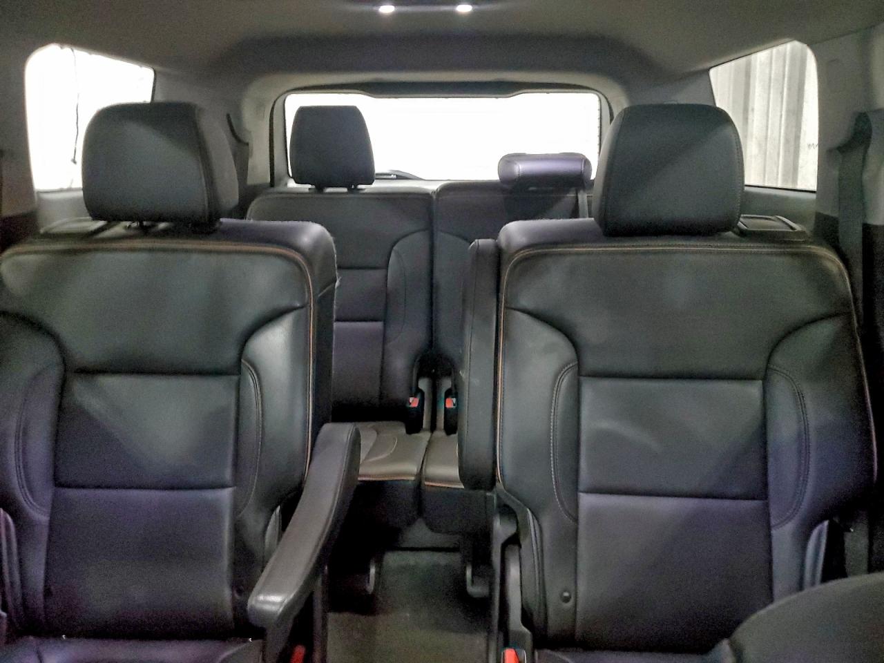 2021 GMC ACADIA AT4 photo 10