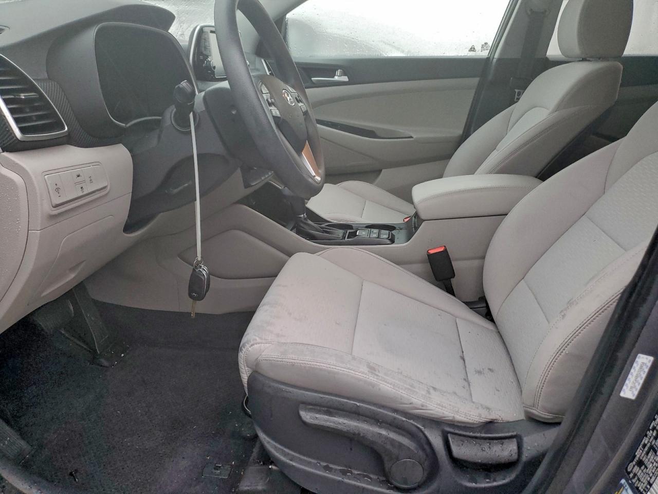 2021 HYUNDAI TUCSON SE photo 7