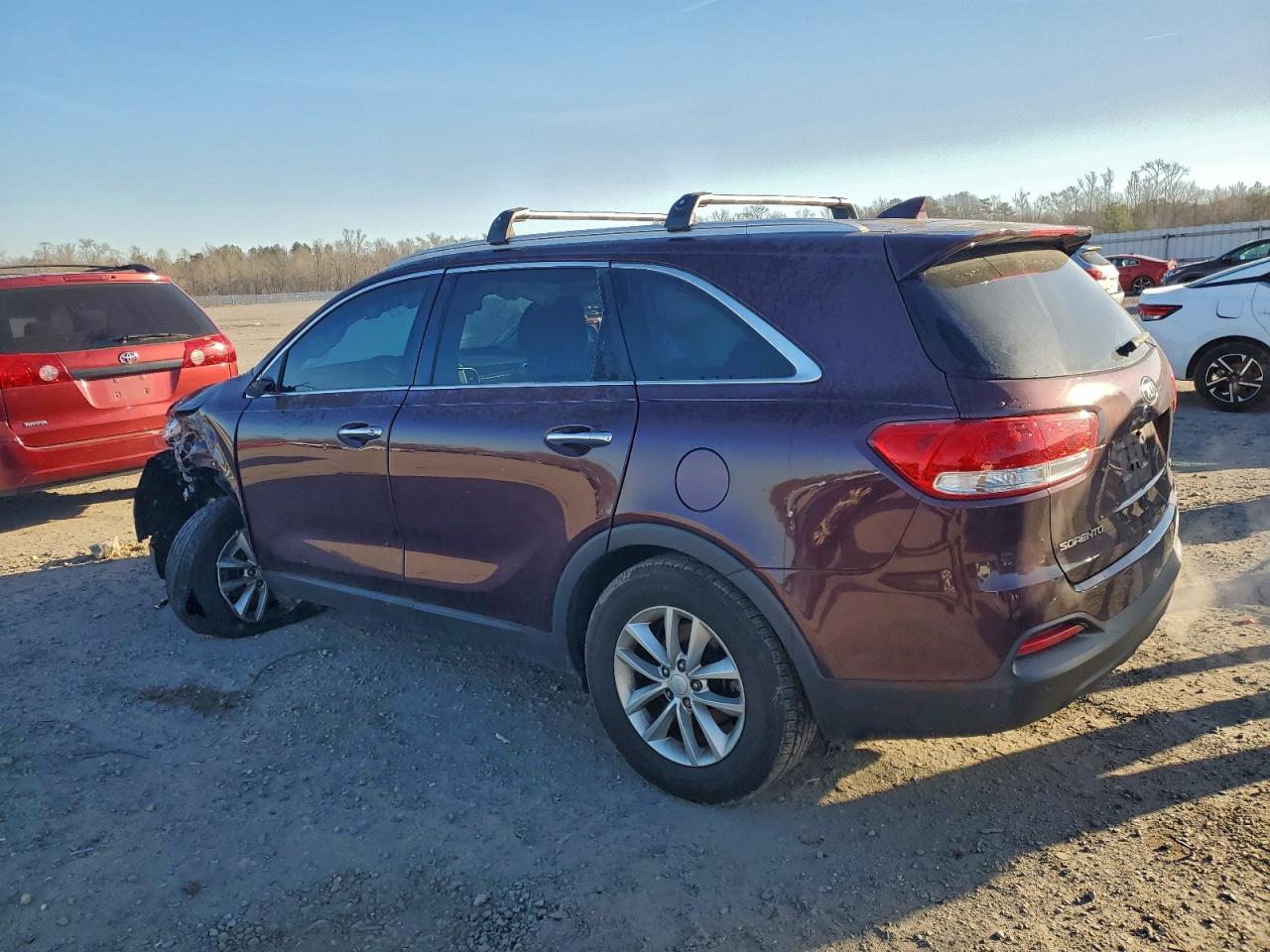 2016 KIA SORENTO LX photo 2