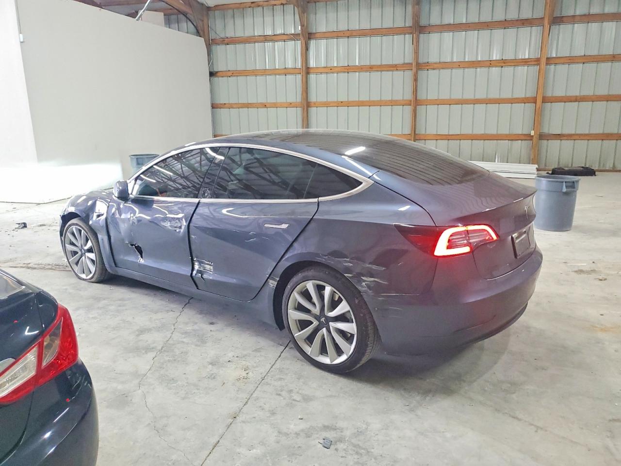 2020 TESLA MODEL 3 photo 2