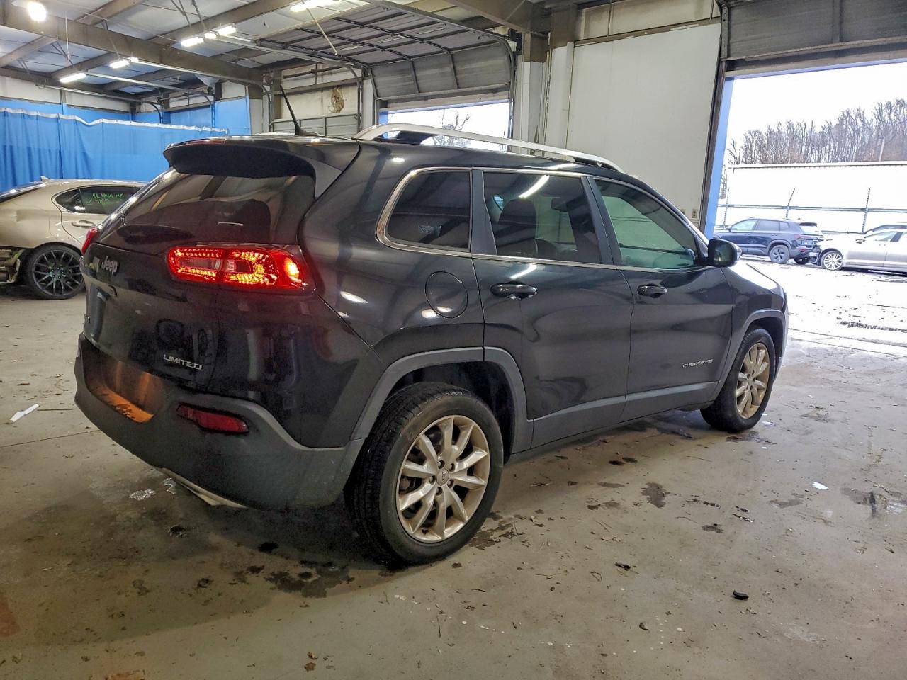2015 JEEP CHEROKEE LIMITED photo 3