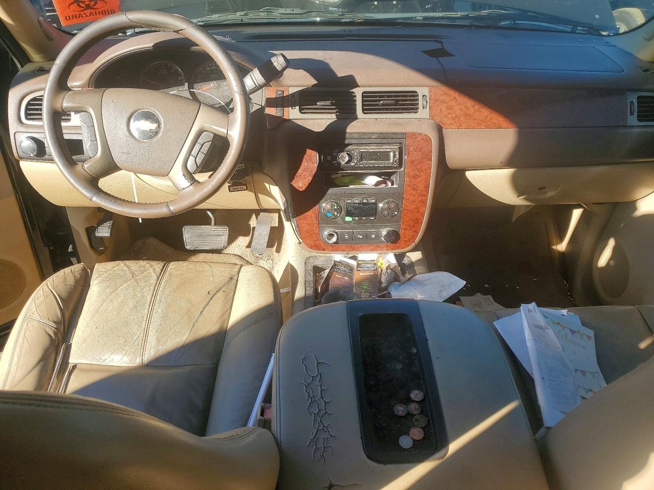 2009 CHEVROLET SUBURBAN C1500 LT photo 8