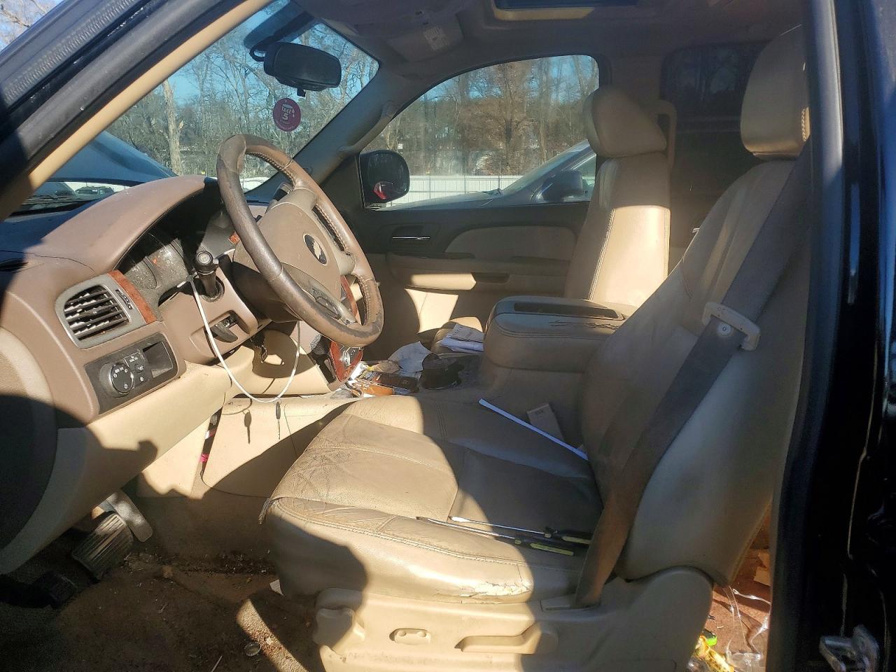 2009 CHEVROLET SUBURBAN C1500 LT photo 7