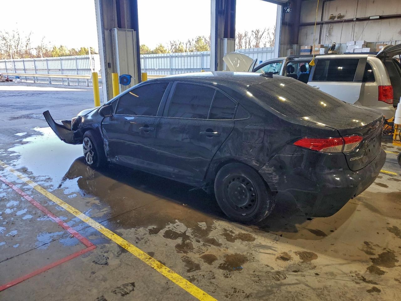 2021 TOYOTA COROLLA L photo 2