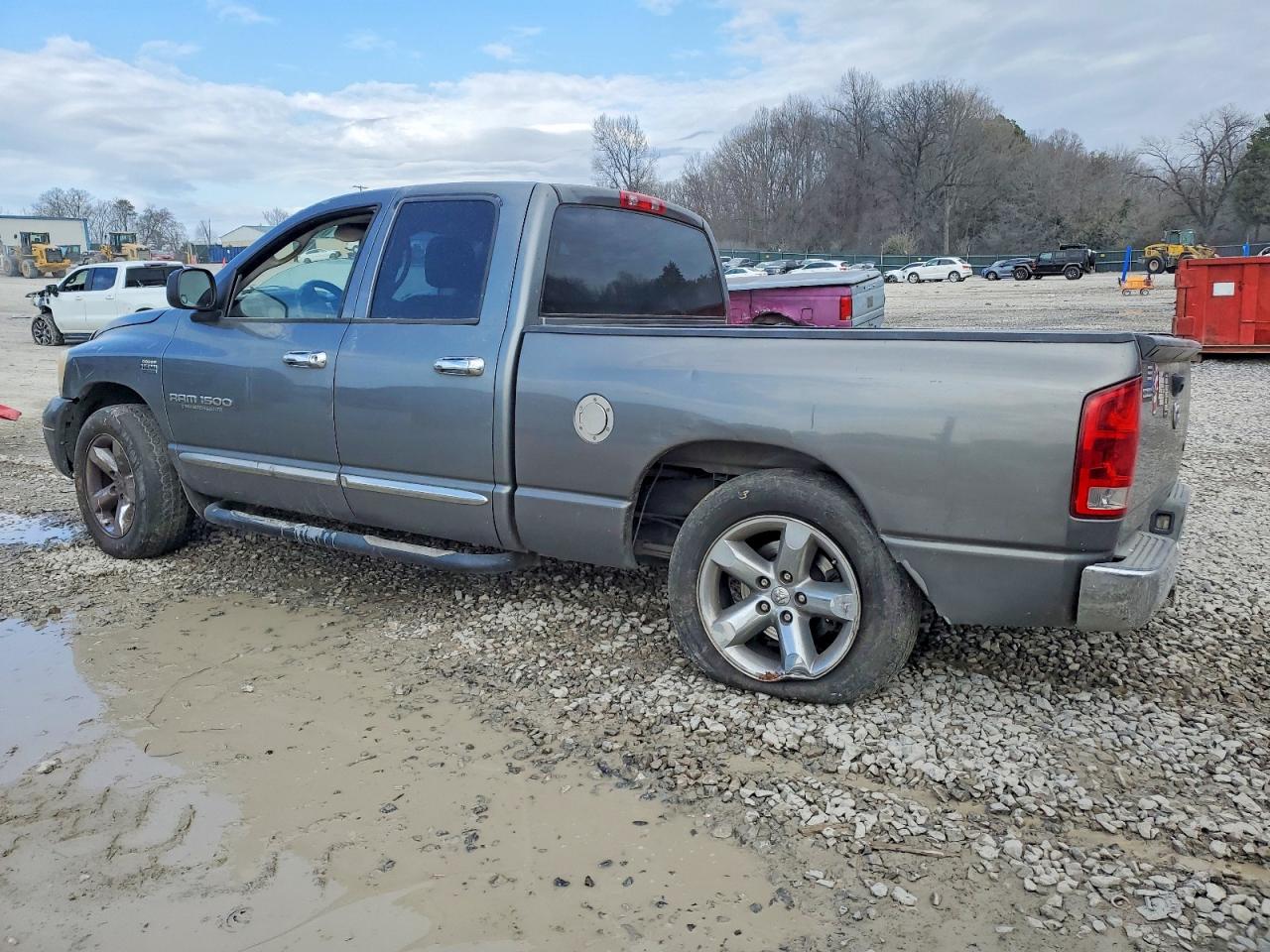 2006 DODGE RAM 1500 ST photo 2