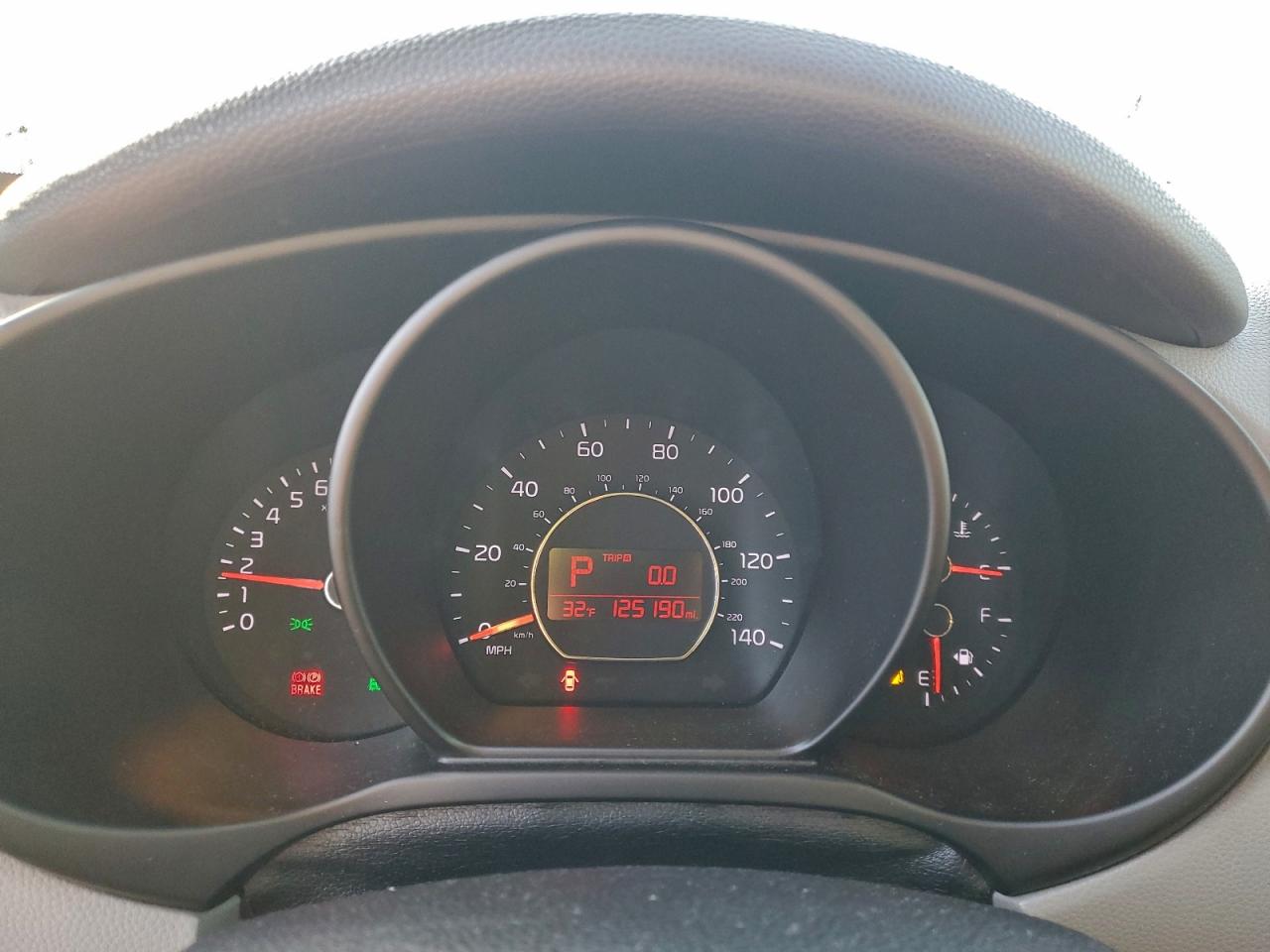 2014 KIA SOUL + photo 9