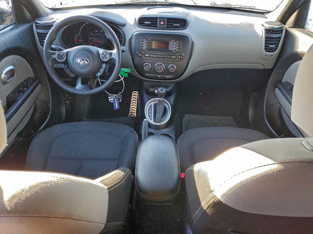 2014 KIA SOUL + photo 8