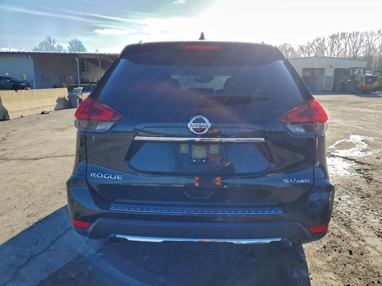 2019 NISSAN ROGUE S photo 6