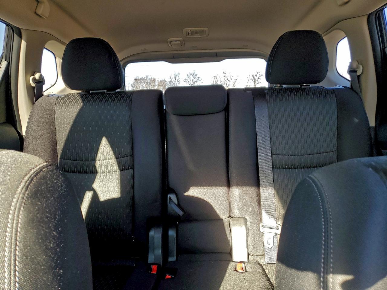 2019 NISSAN ROGUE S photo 10